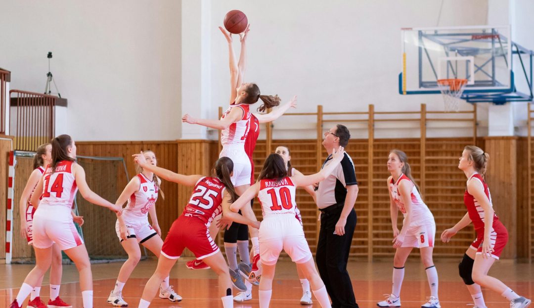 pexels-img_1979-stevonka-379280-2116469